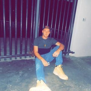 Meet your Posher, Carter